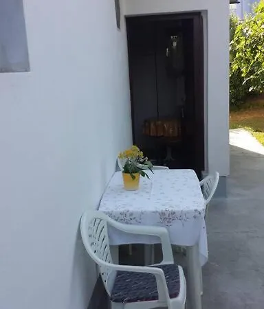 Adorable 2-person With Free Parking, Olive Garden & Open Terrace Apartment Zadar